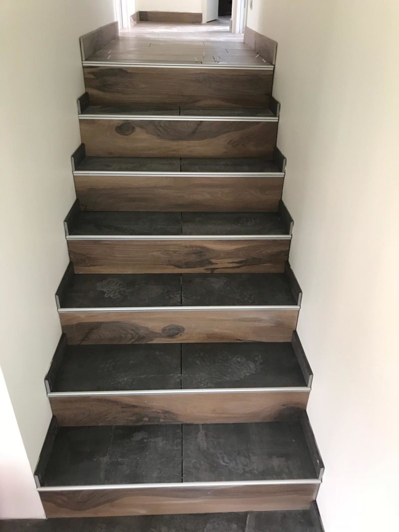 Escalier Carrelage Effet Bois